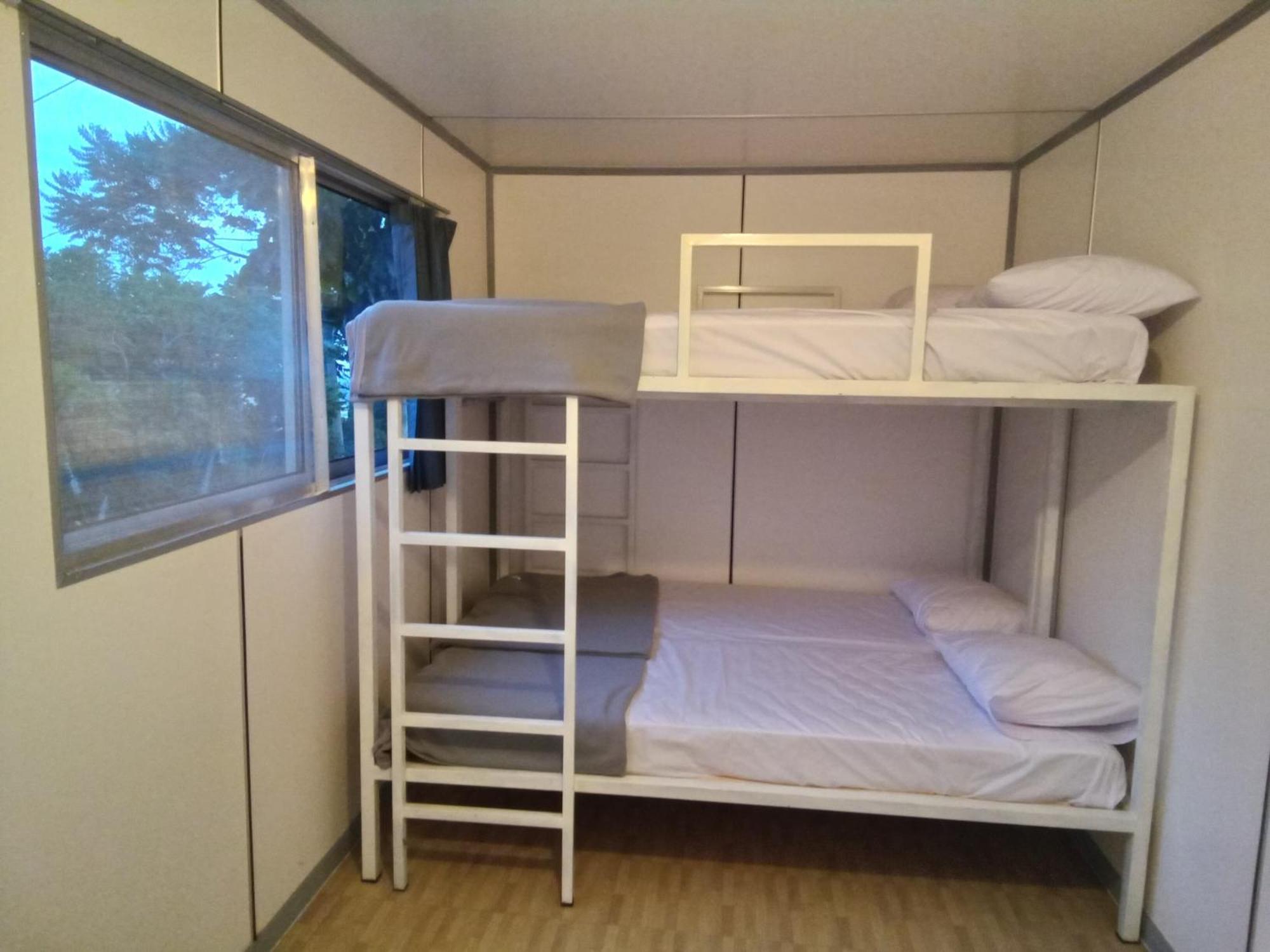 Hotel Bukit Pinus Tegalharendong Zewnętrze zdjęcie
